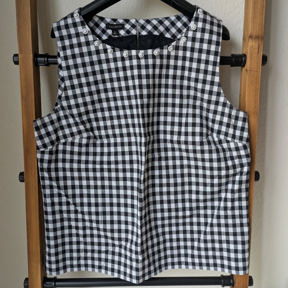Ann Taylor Women's Black and White Checkered Sleeveless Top - Size 10